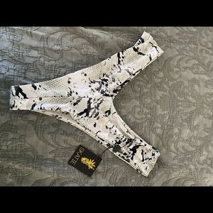 Skatie Mandy bottom snakeskin pattern